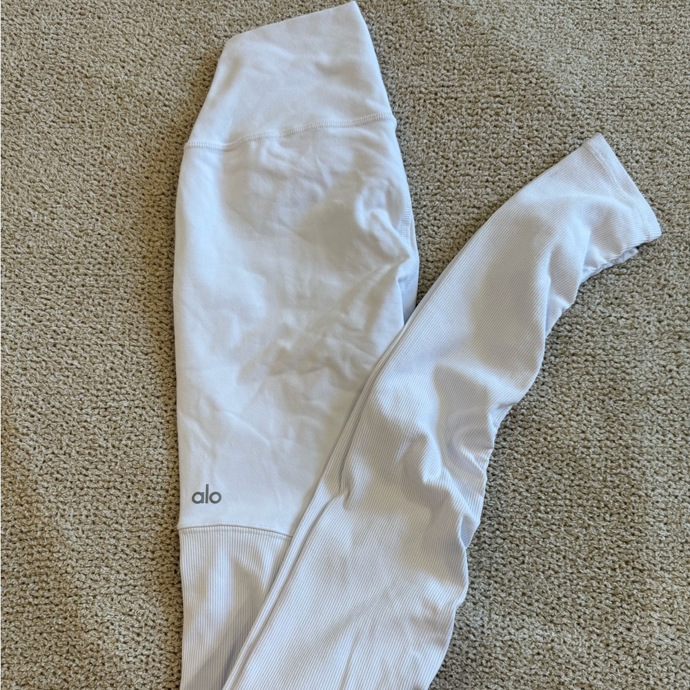 ALO Yoga White Leggings